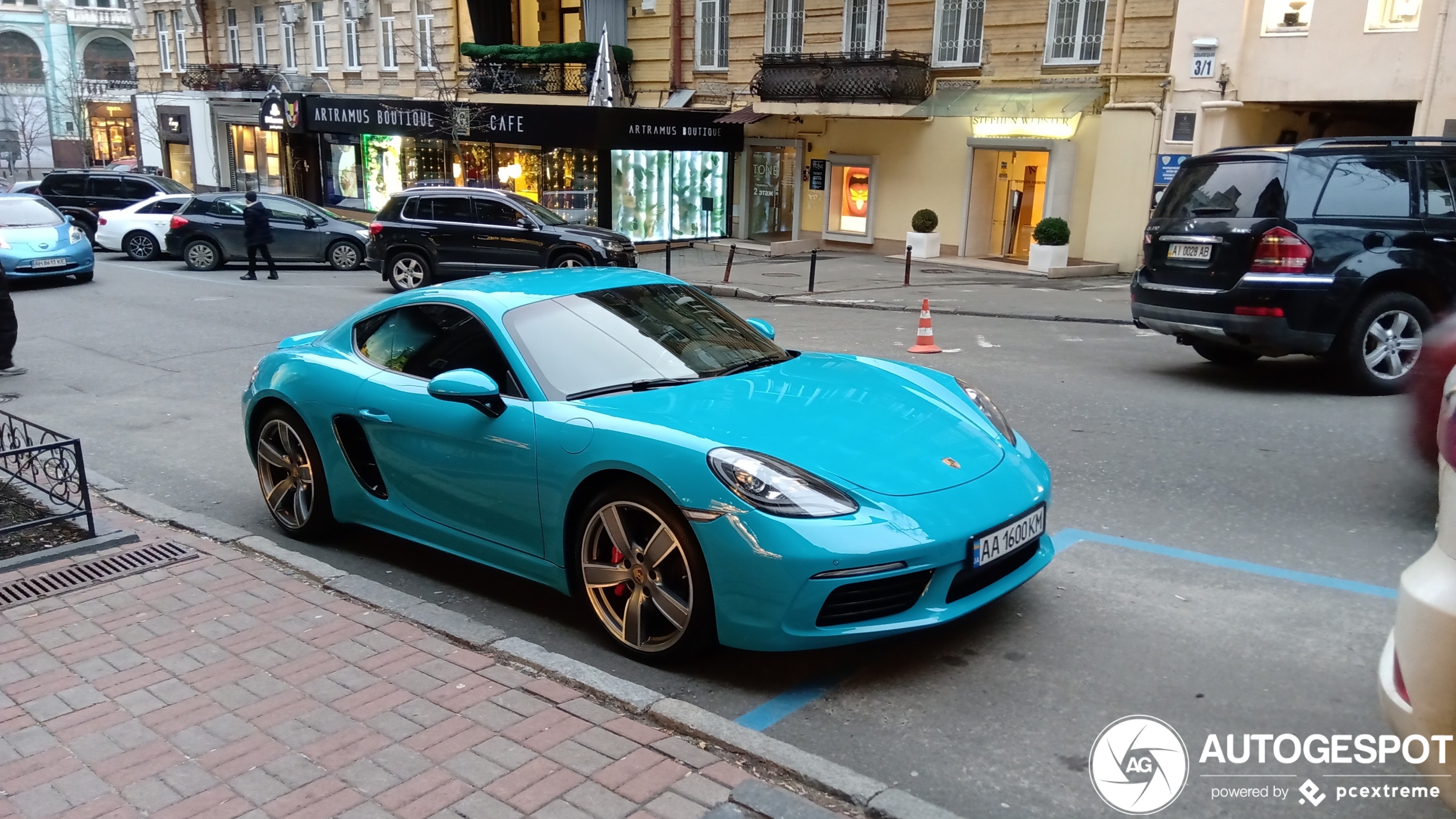 Porsche 718 Cayman S