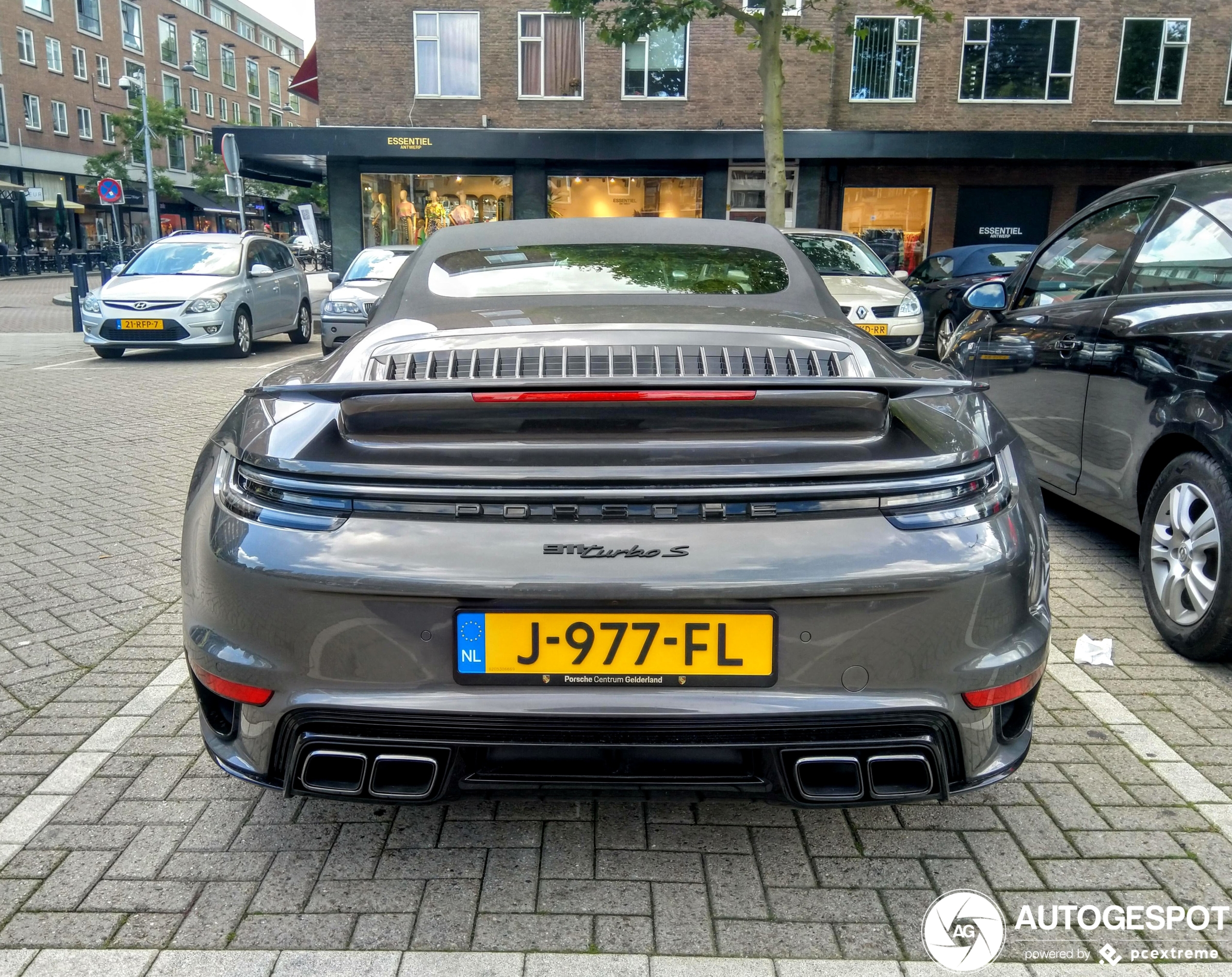 Porsche 992 Turbo S Cabriolet