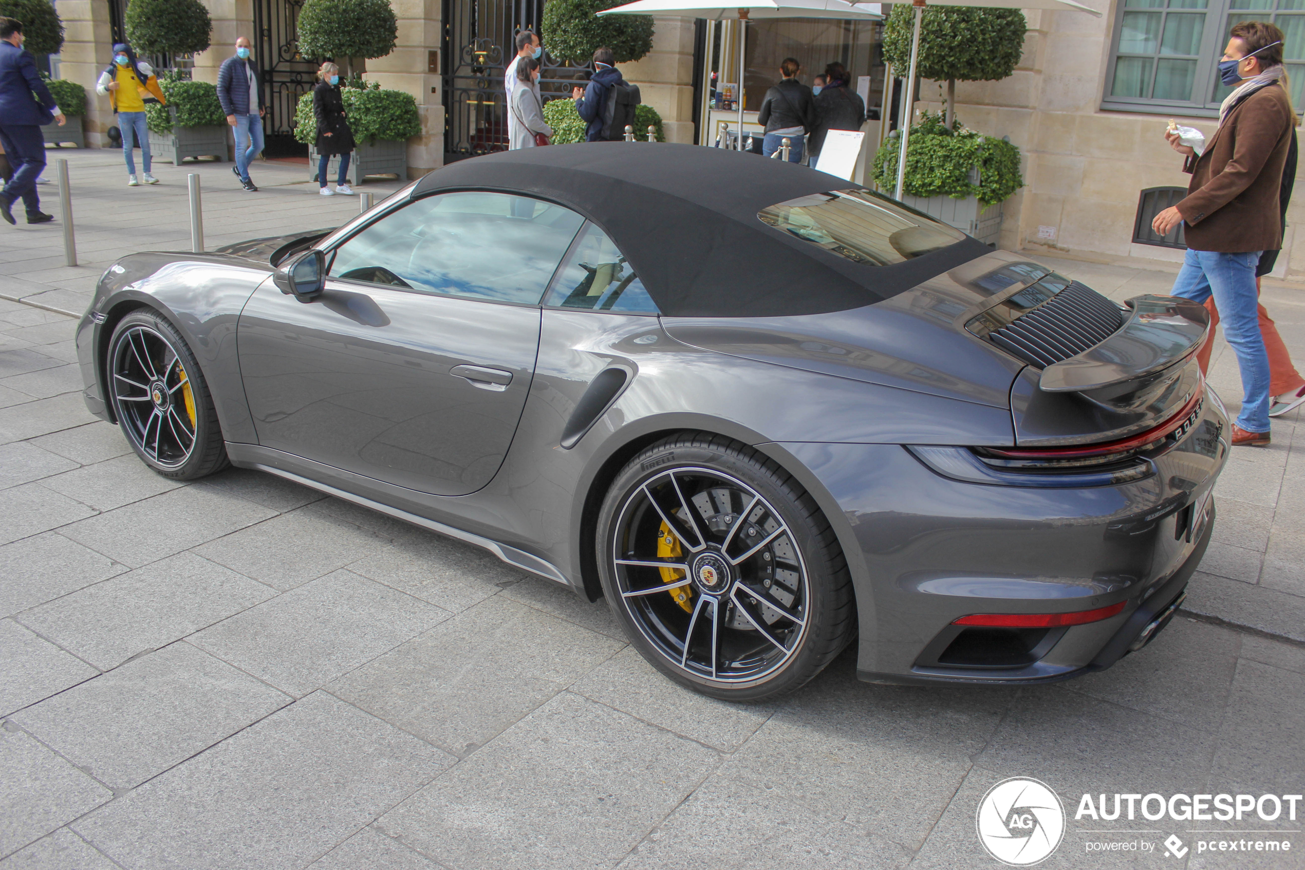 Porsche 992 Turbo S Cabriolet