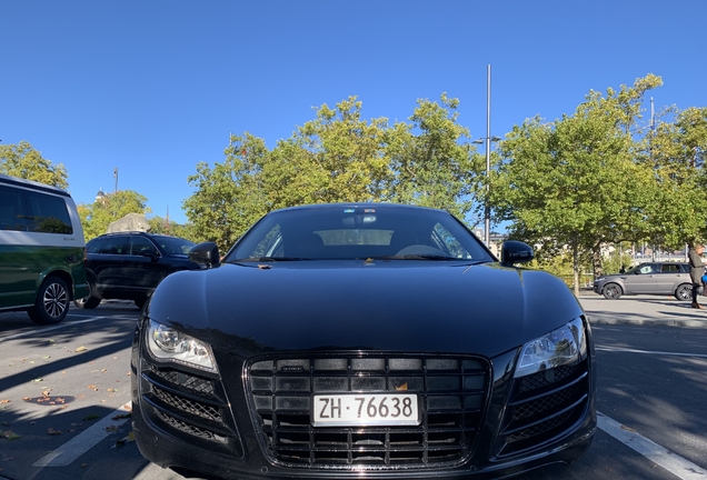 Audi R8 V10