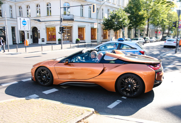 BMW i8 Roadster