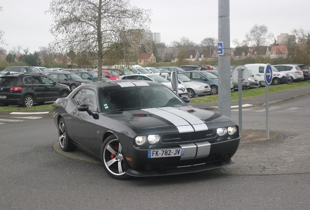 Dodge Challenger SRT-8 392