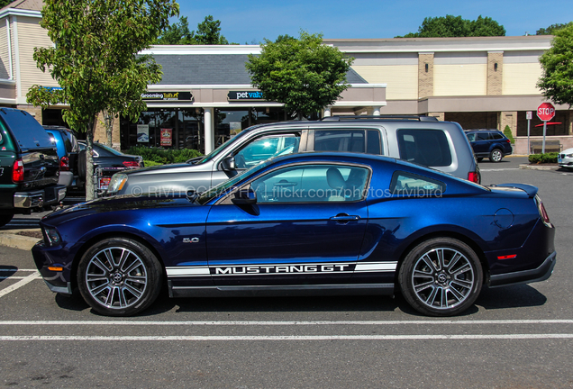 Ford Mustang GT 2011