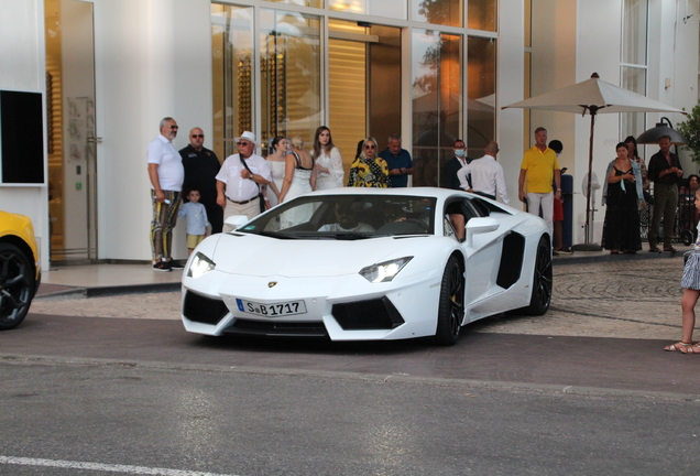 Lamborghini Aventador LP700-4