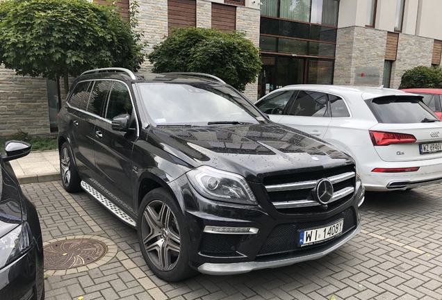 Mercedes-Benz GL 63 AMG X166