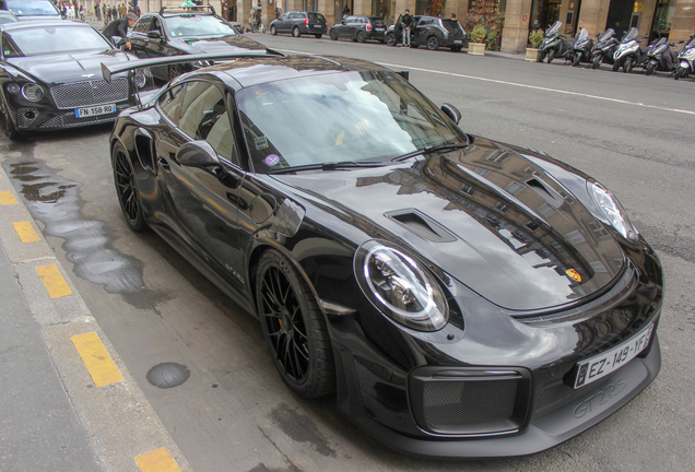 Porsche 991 GT2 RS Weissach Package