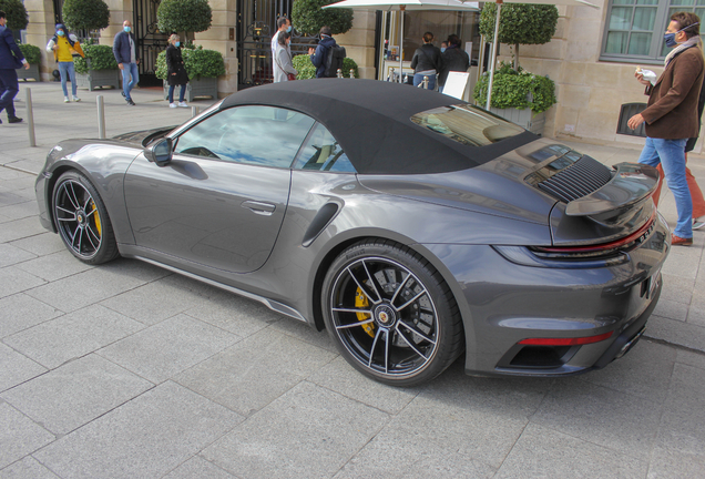 Porsche 992 Turbo S Cabriolet