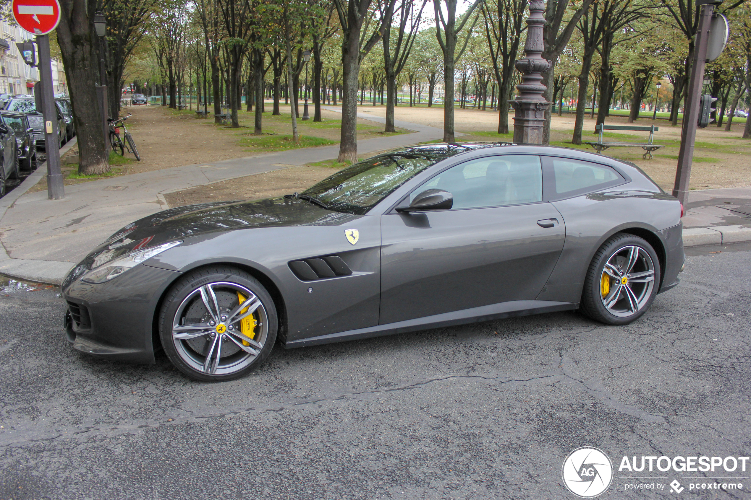 Ferrari GTC4Lusso