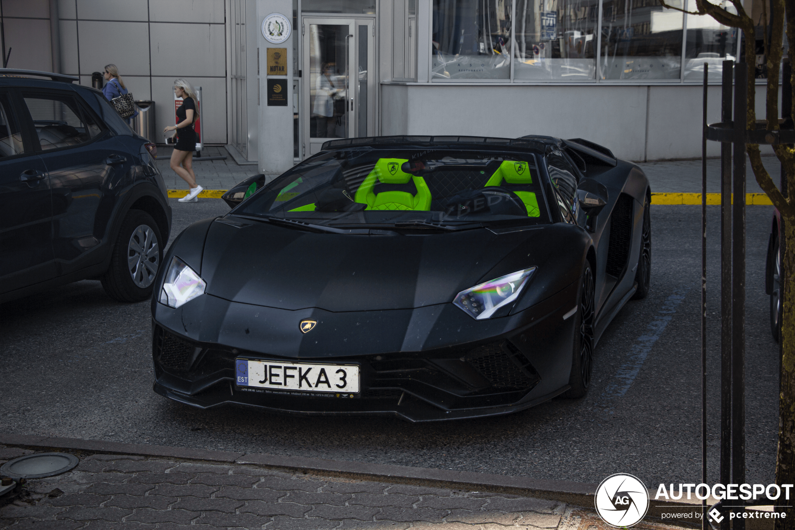 Lamborghini Aventador S LP740-4 Roadster