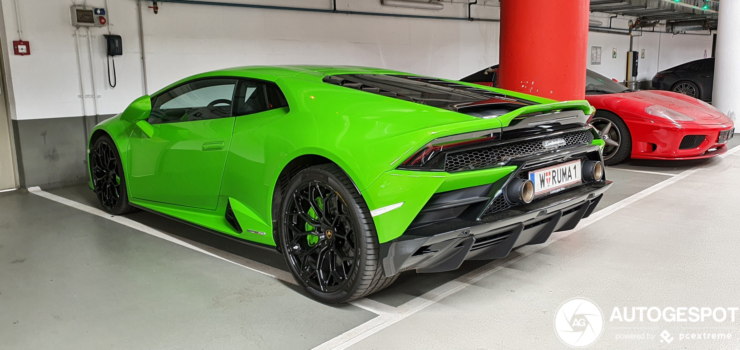 Lamborghini Huracán LP640-4 EVO