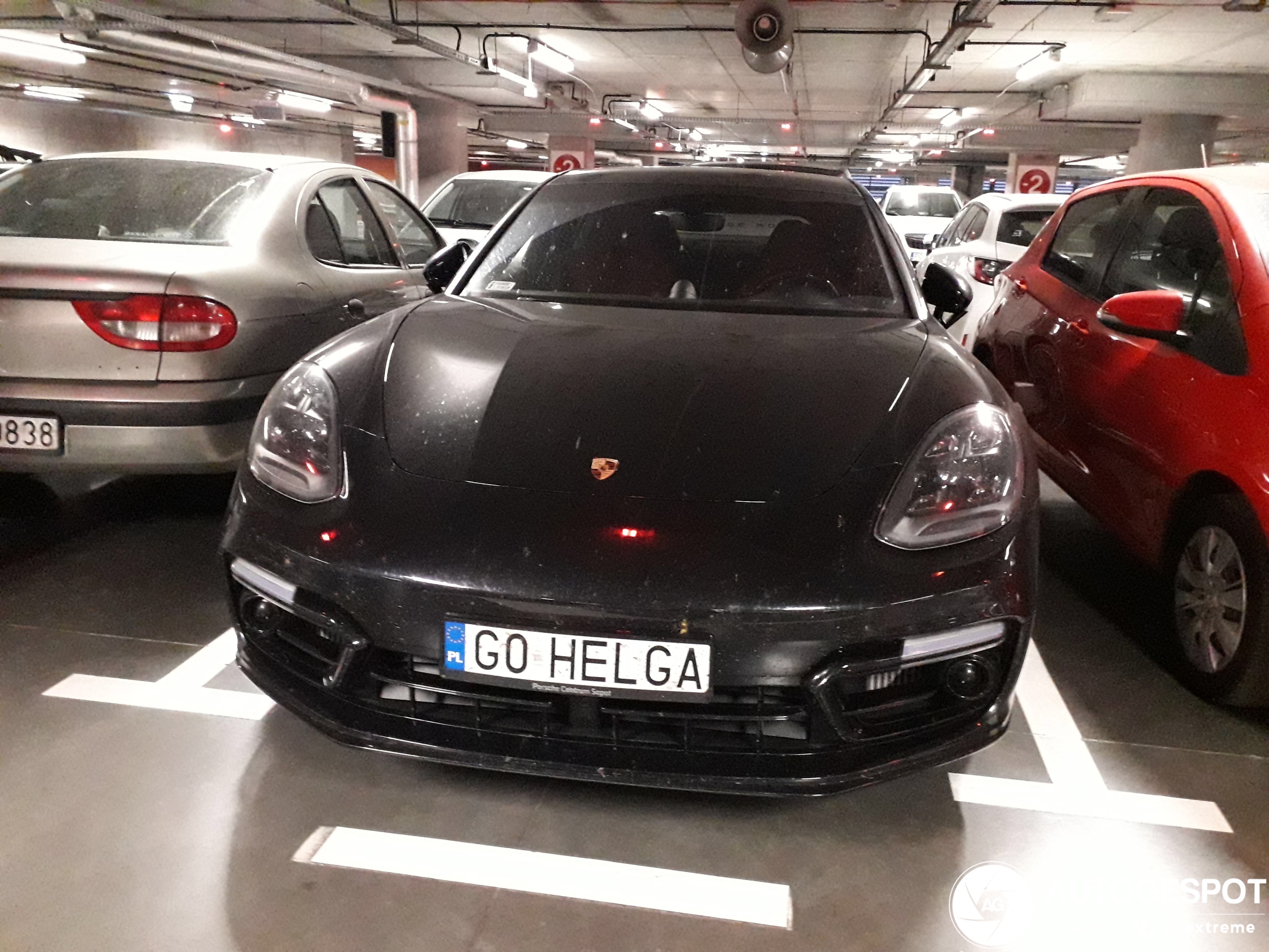 Porsche 971 Panamera Turbo