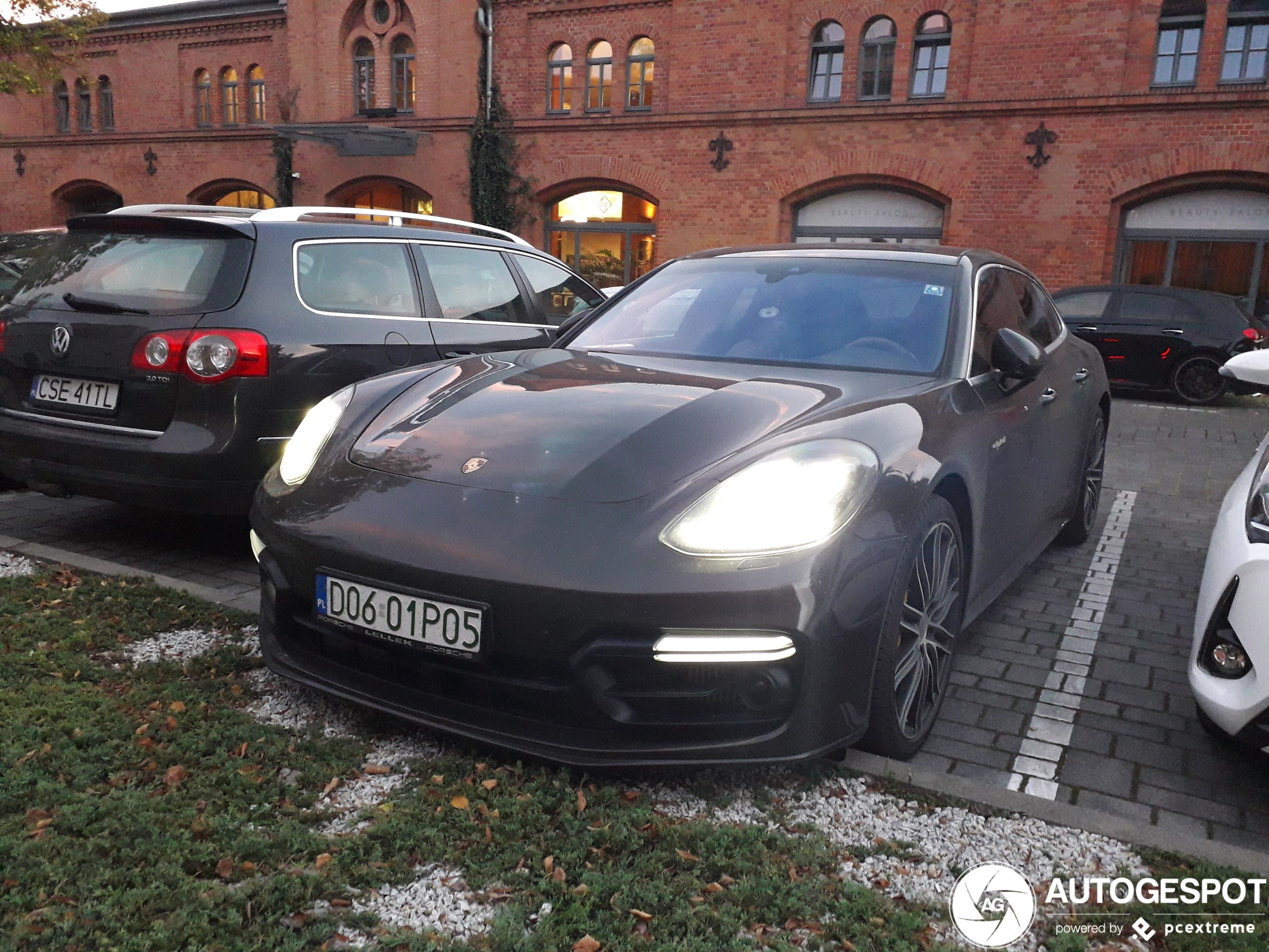 Porsche 971 Panamera Turbo S E-Hybrid Sport Turismo