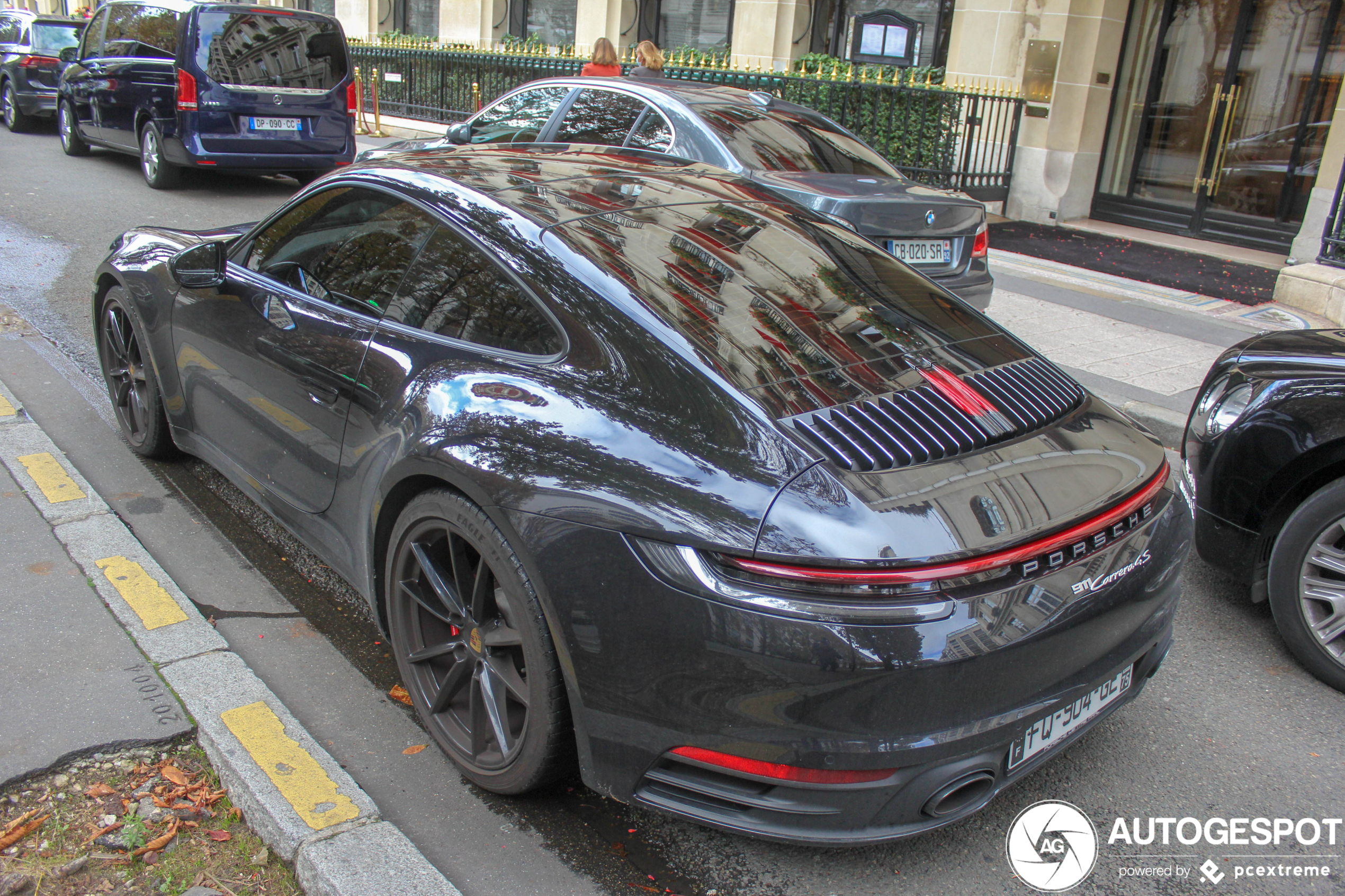 Porsche 992 Carrera 4S