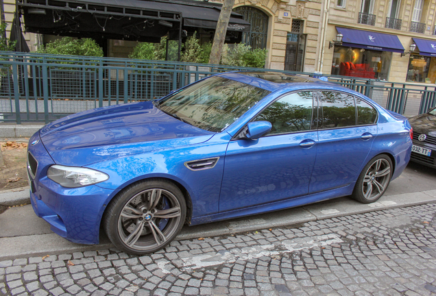 BMW M5 F10 2011