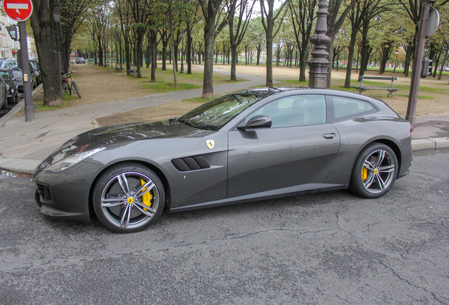 Ferrari GTC4Lusso