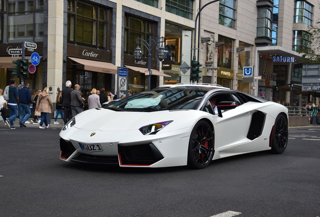 Lamborghini Aventador LP700-4 Pirelli Edition