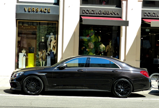 Mercedes-Benz Brabus 900 Rocket