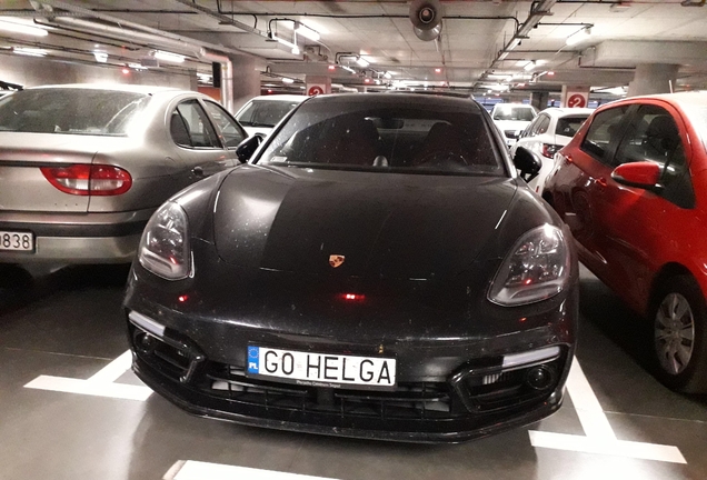 Porsche 971 Panamera Turbo