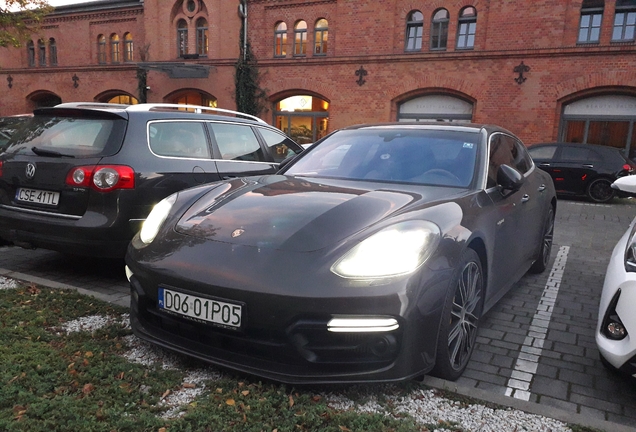 Porsche 971 Panamera Turbo S E-Hybrid Sport Turismo