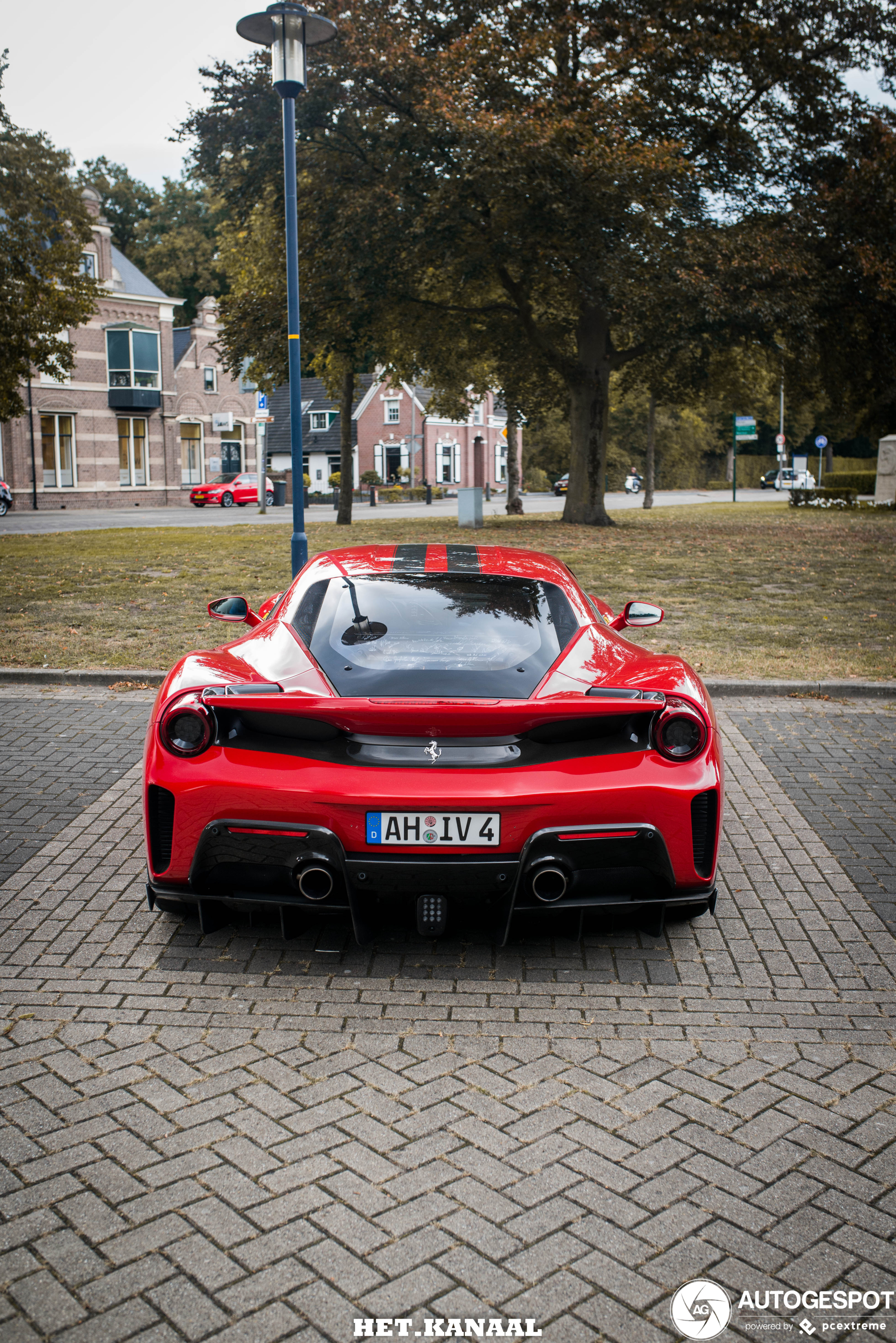 Ferrari 488 Pista