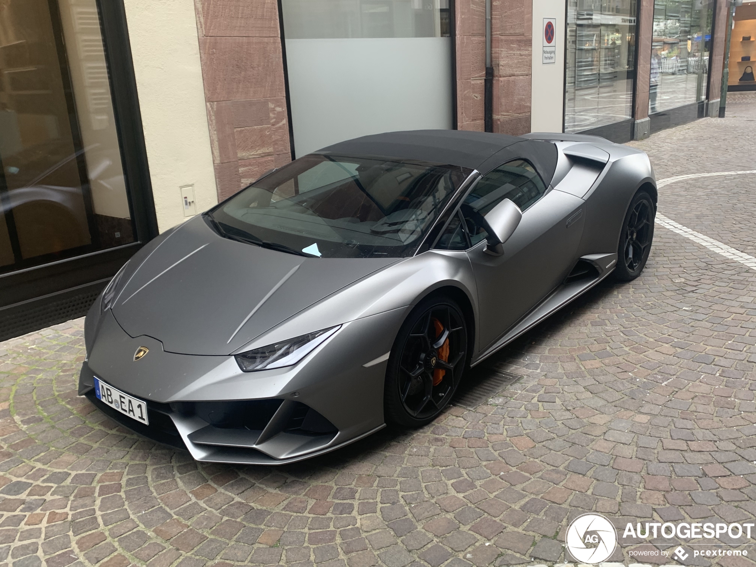 Lamborghini Huracán LP640-4 EVO Spyder