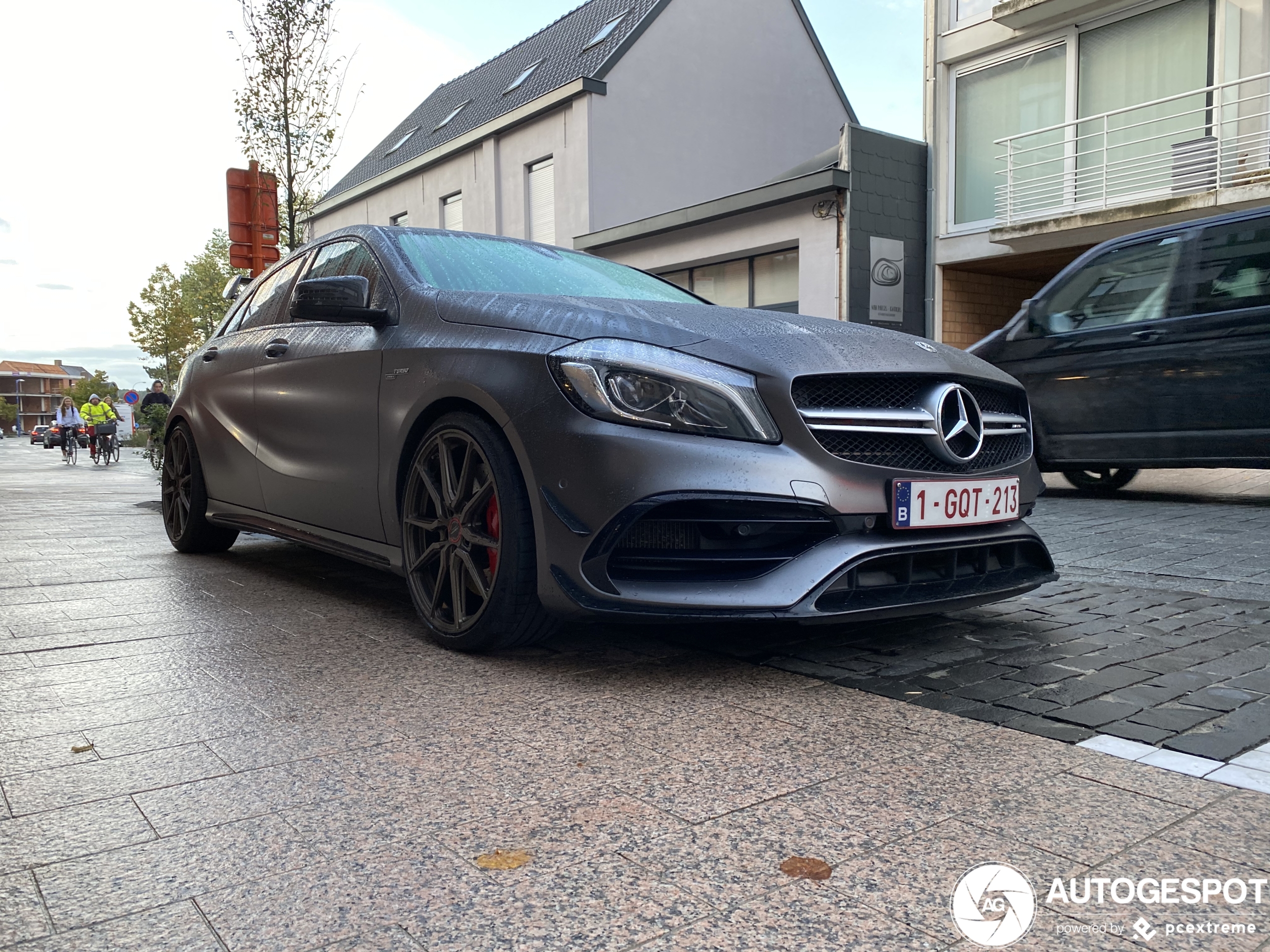 Mercedes-AMG A 45 W176 2015