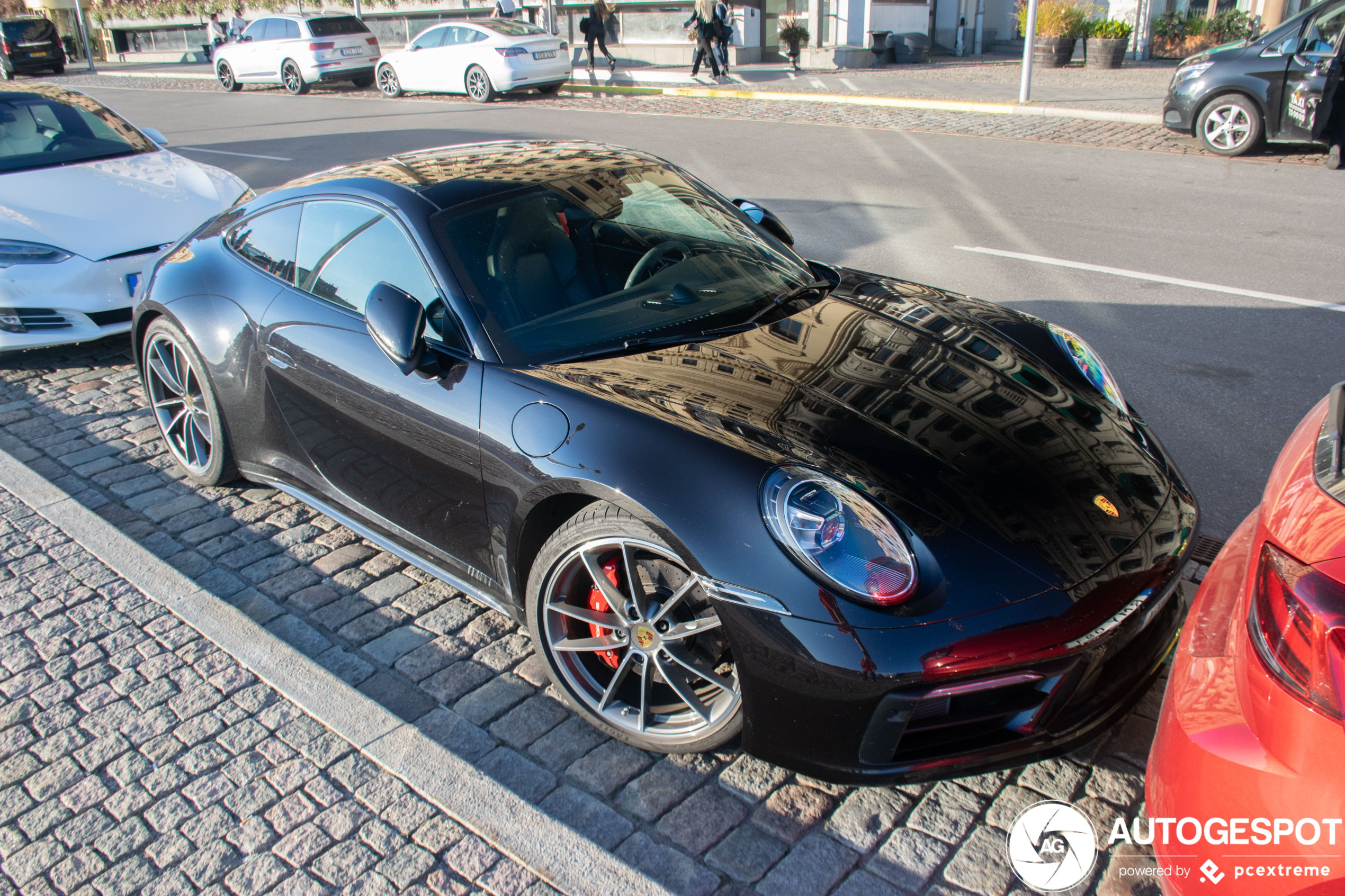 Porsche 992 Carrera 4S