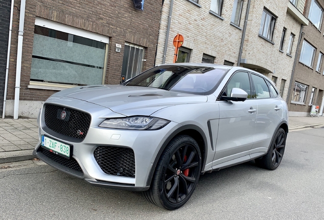 Jaguar F-PACE SVR