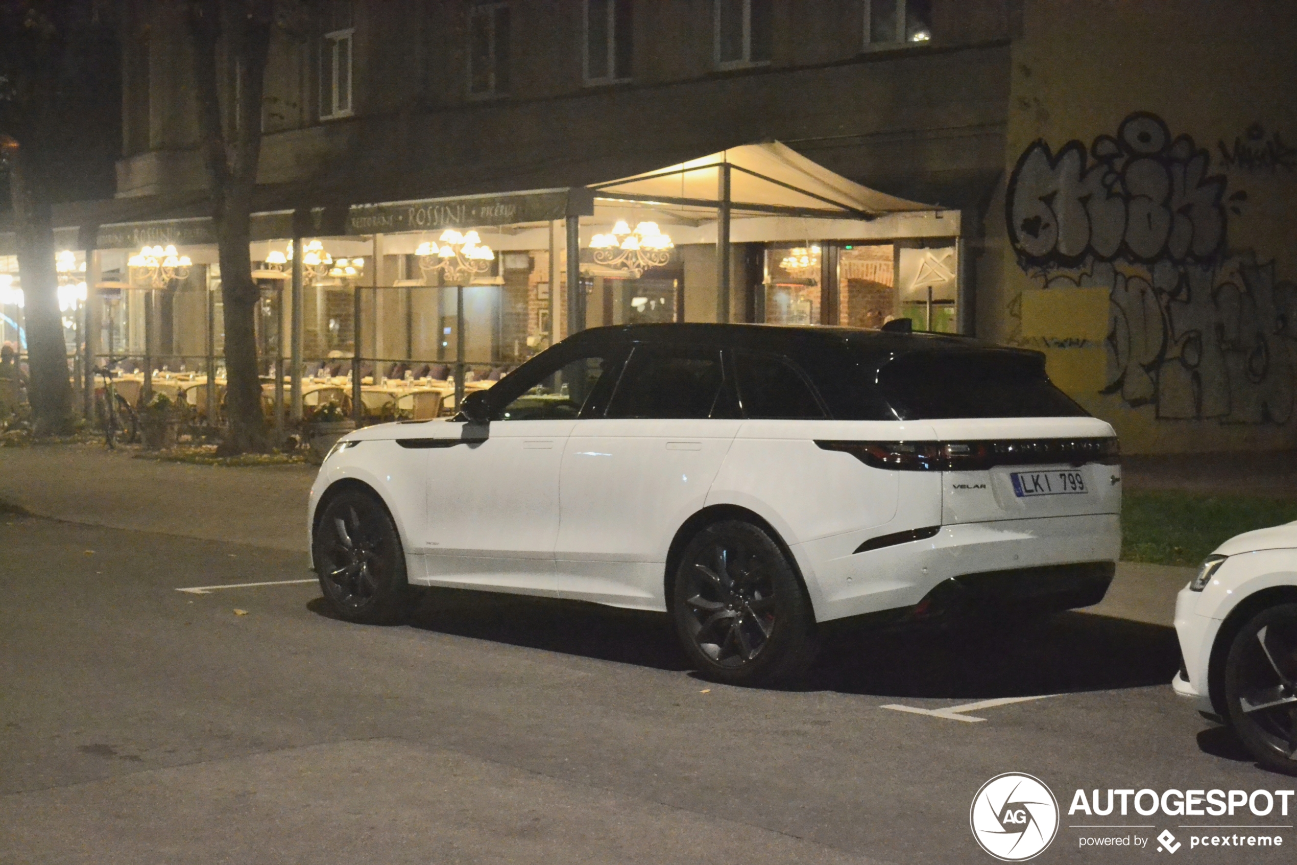 Land Rover Range Rover Velar SVAutobiography