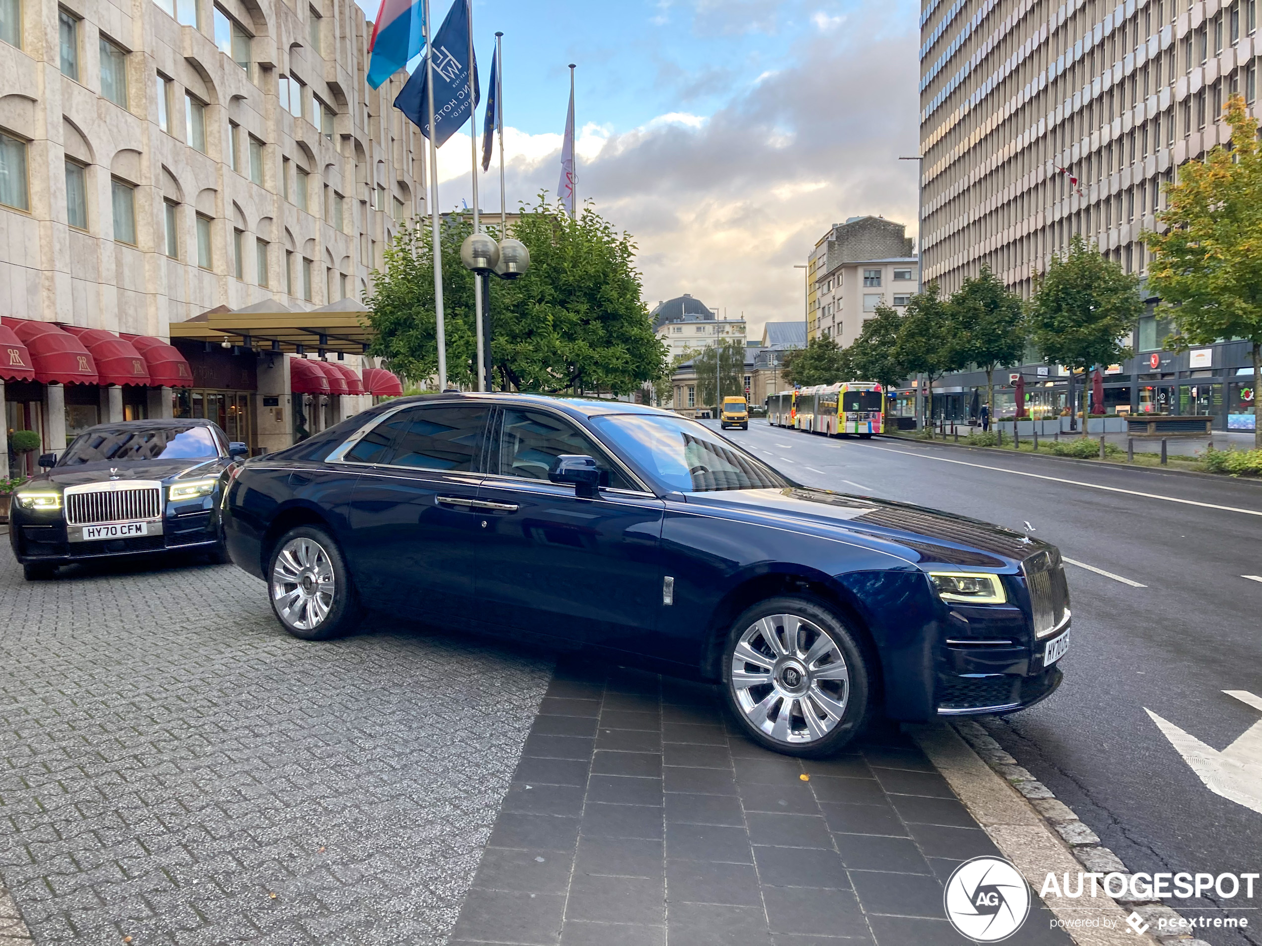 Daar is hij dan: nieuwe Rolls-Royce Ghost gespot op straat