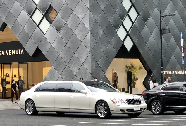 Maybach 62 Stretch Limo