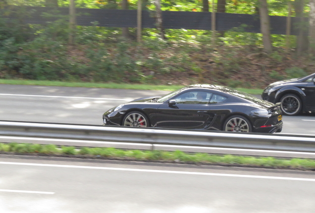 Porsche 718 Cayman S