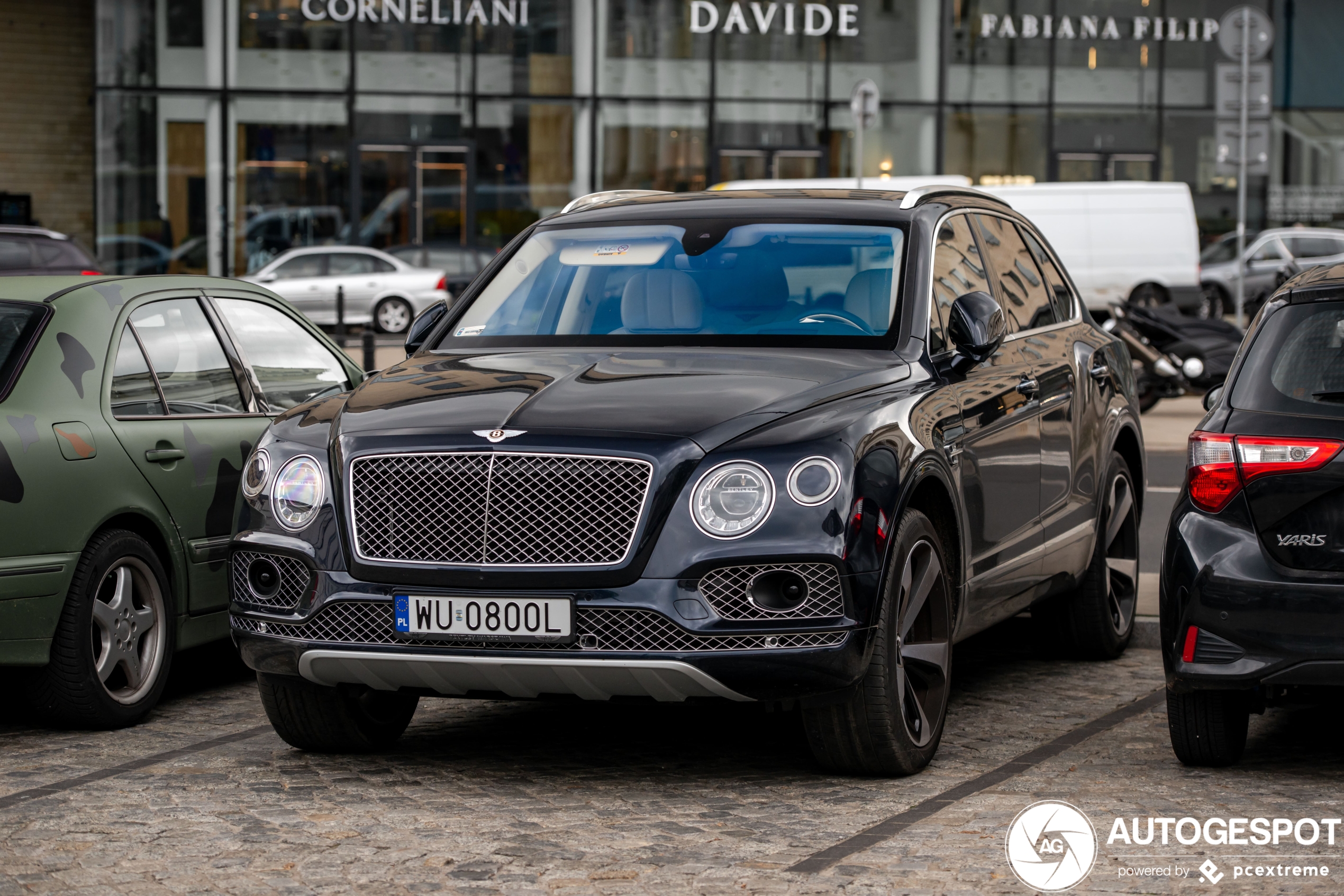 Bentley Bentayga V8