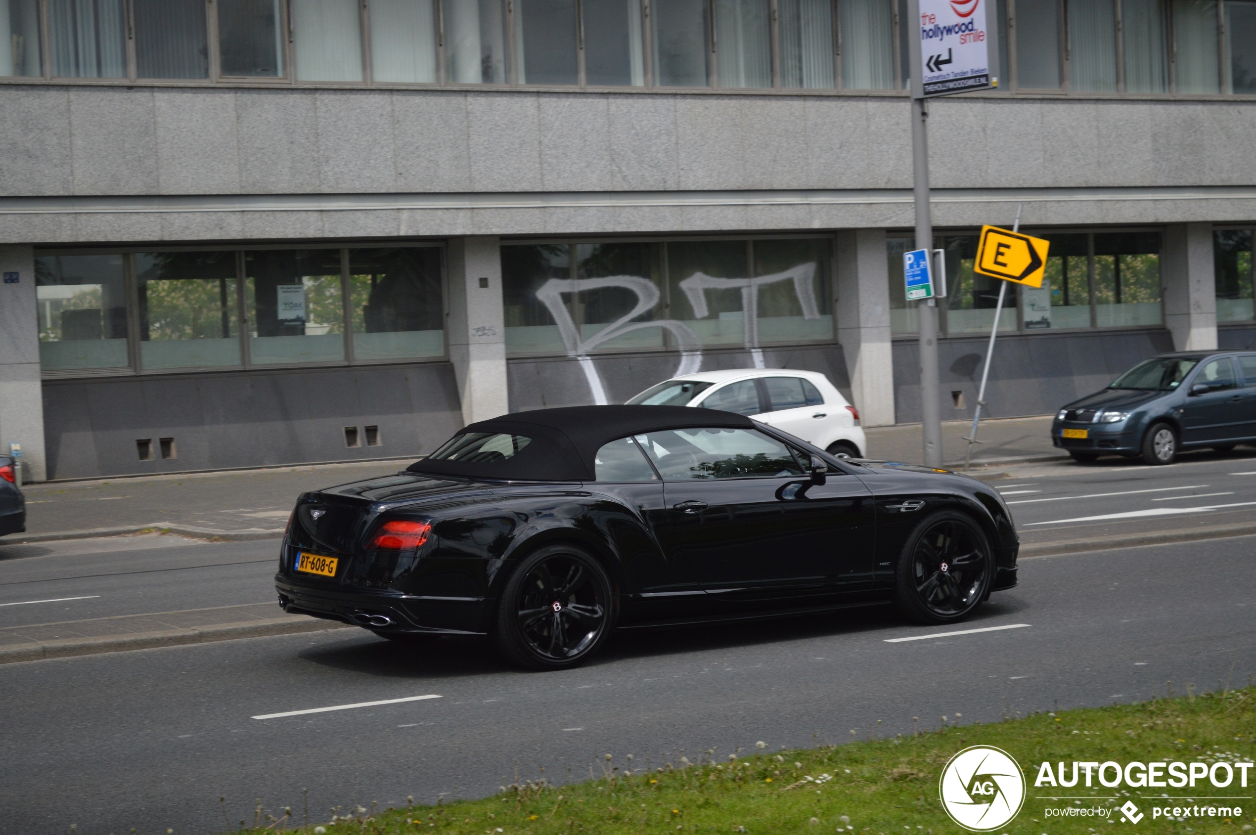 Bentley Continental GTC V8 S 2016