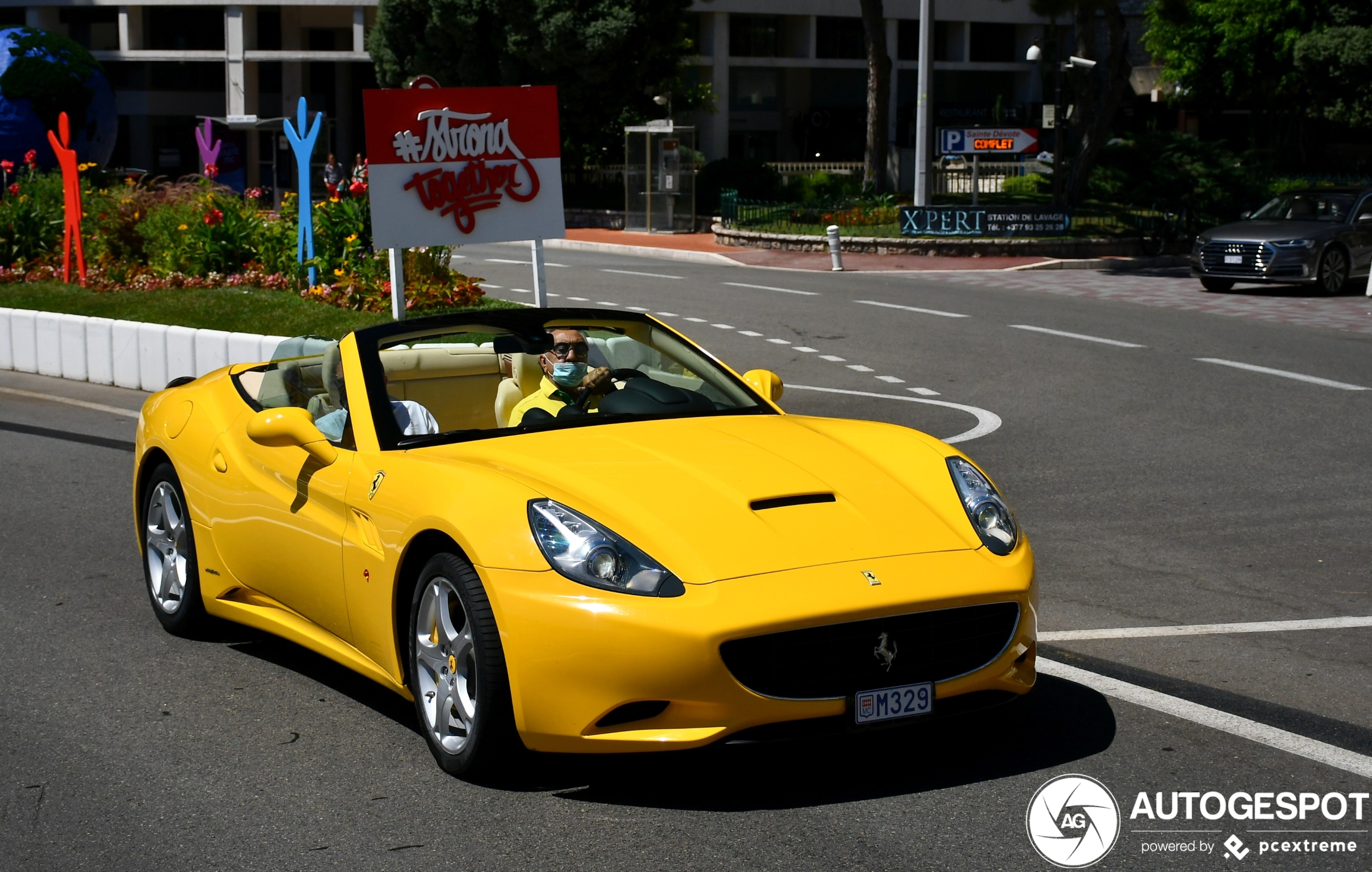 Ferrari California