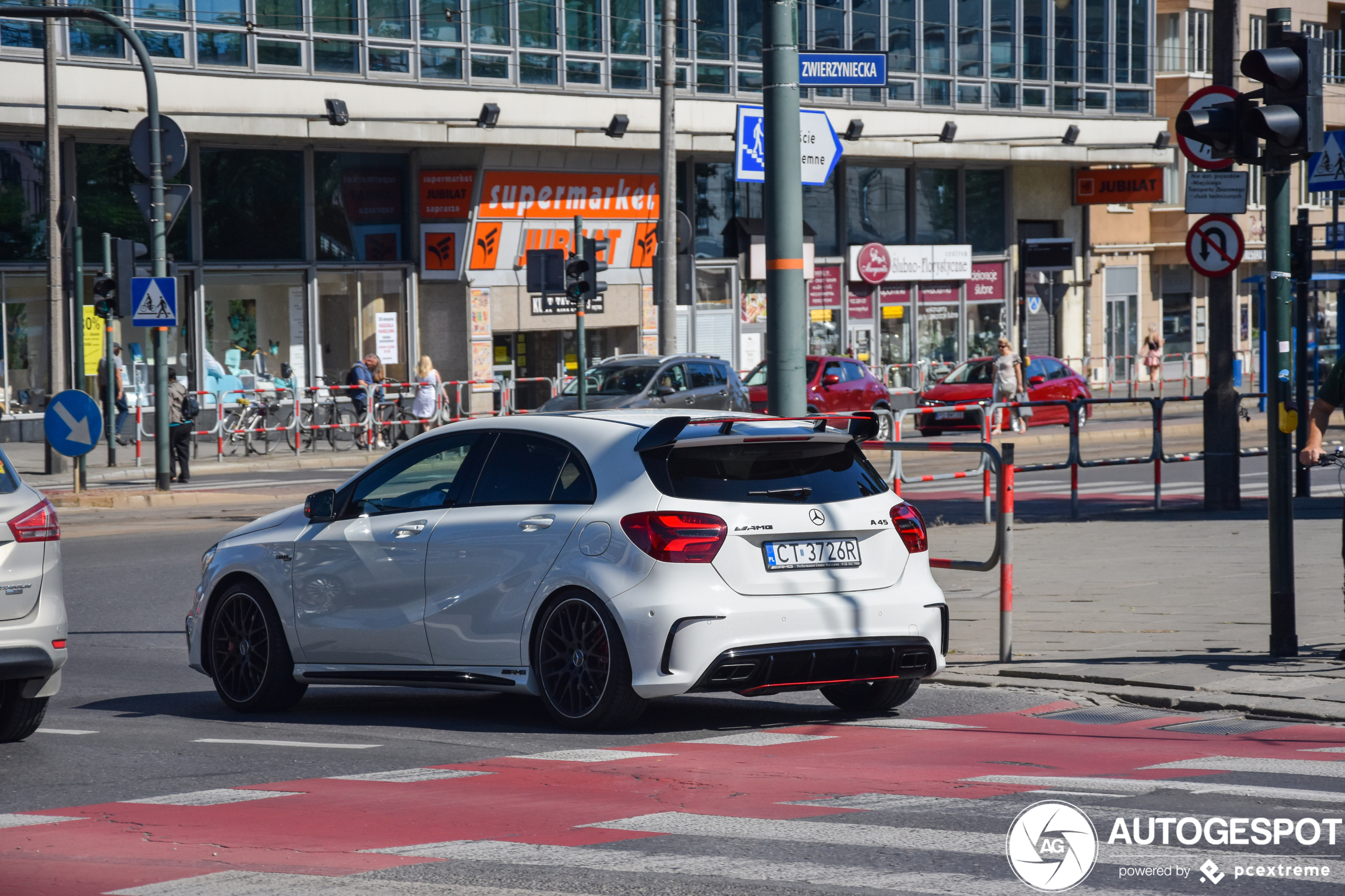 Mercedes-AMG A 45 W176 2015