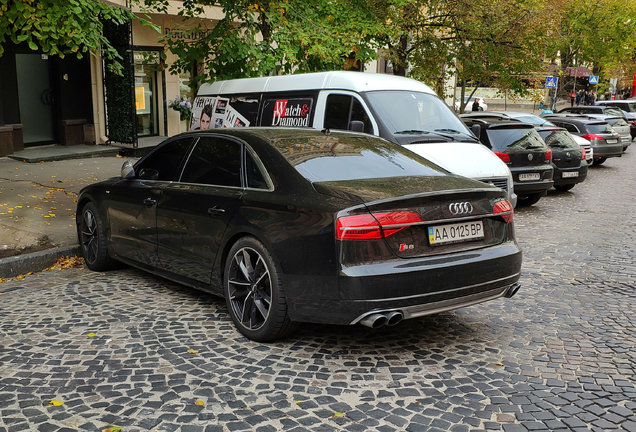 Audi S8 D4 Plus