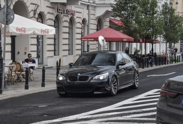 BMW M5 E60 2005