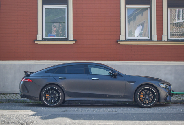 Mercedes-AMG GT 63 S X290