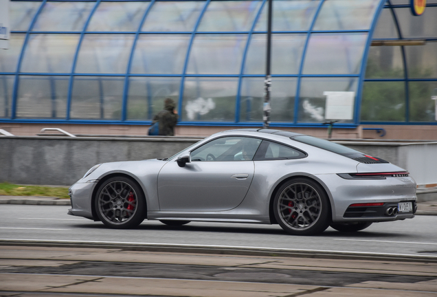 Porsche 992 Carrera 4S