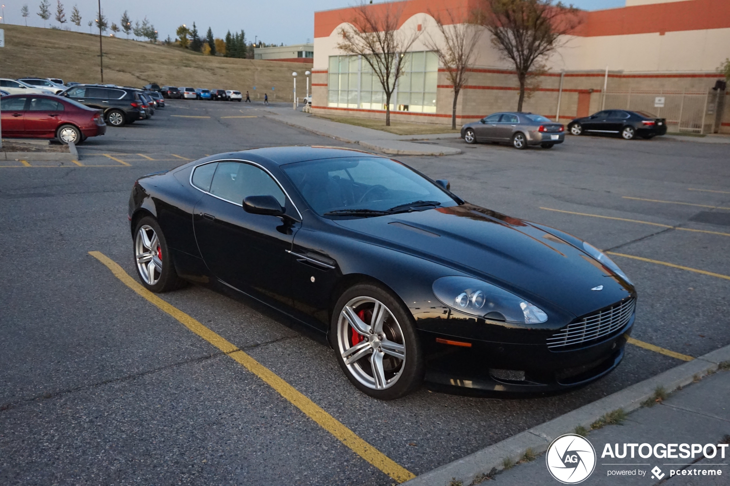 Aston Martin DB9