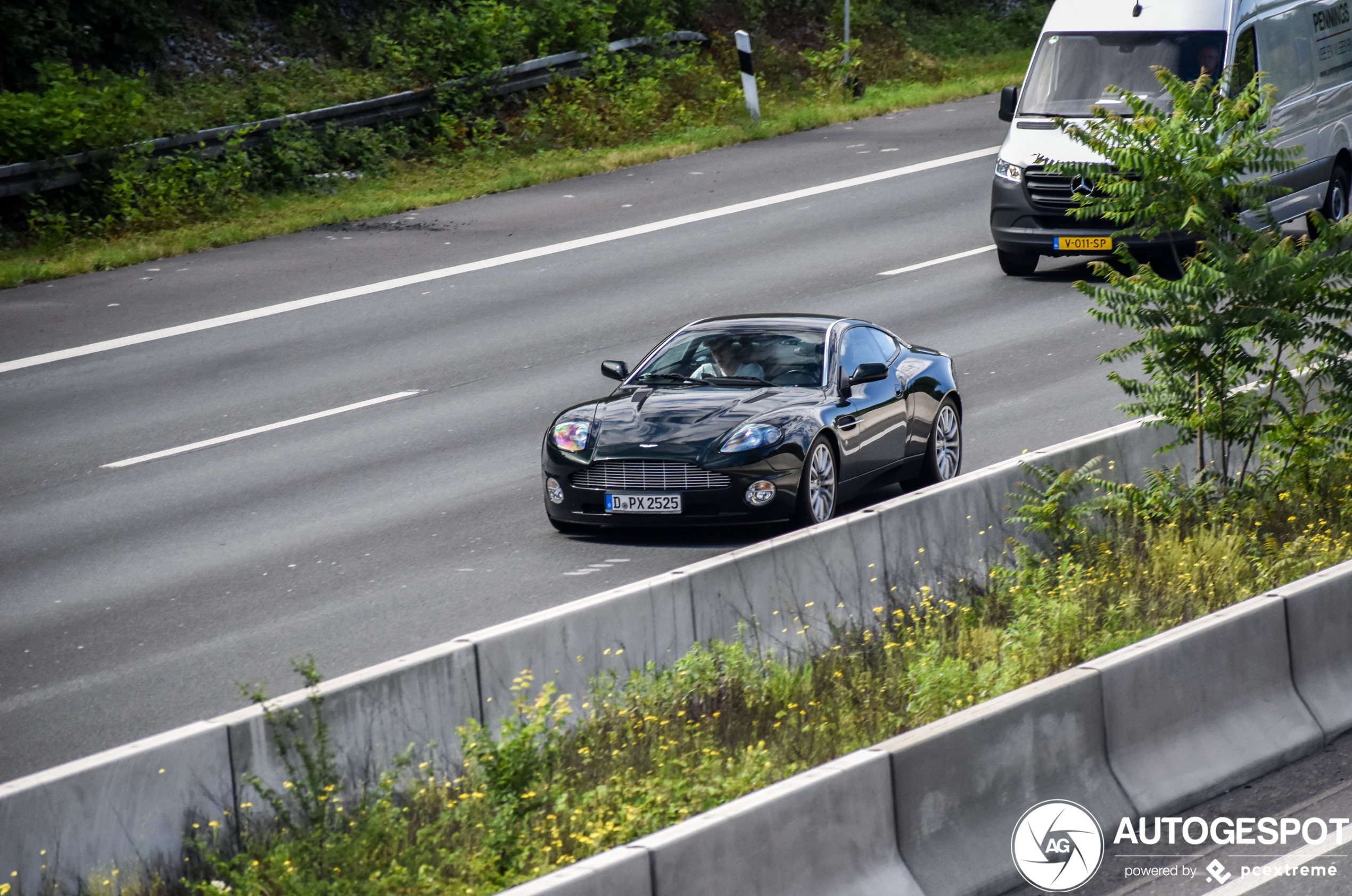 Aston Martin Vanquish