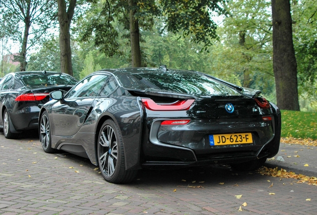 BMW i8