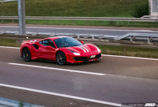 Ferrari 488 Pista