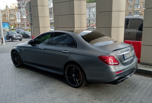 Mercedes-AMG E 63 S W213 Edition 1