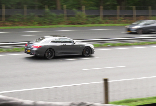 Mercedes-AMG S 63 Coupé C217