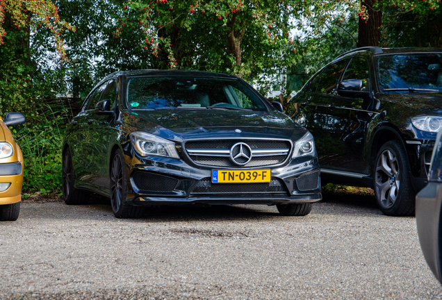 Mercedes-AMG CLA 45 Shooting Brake X117