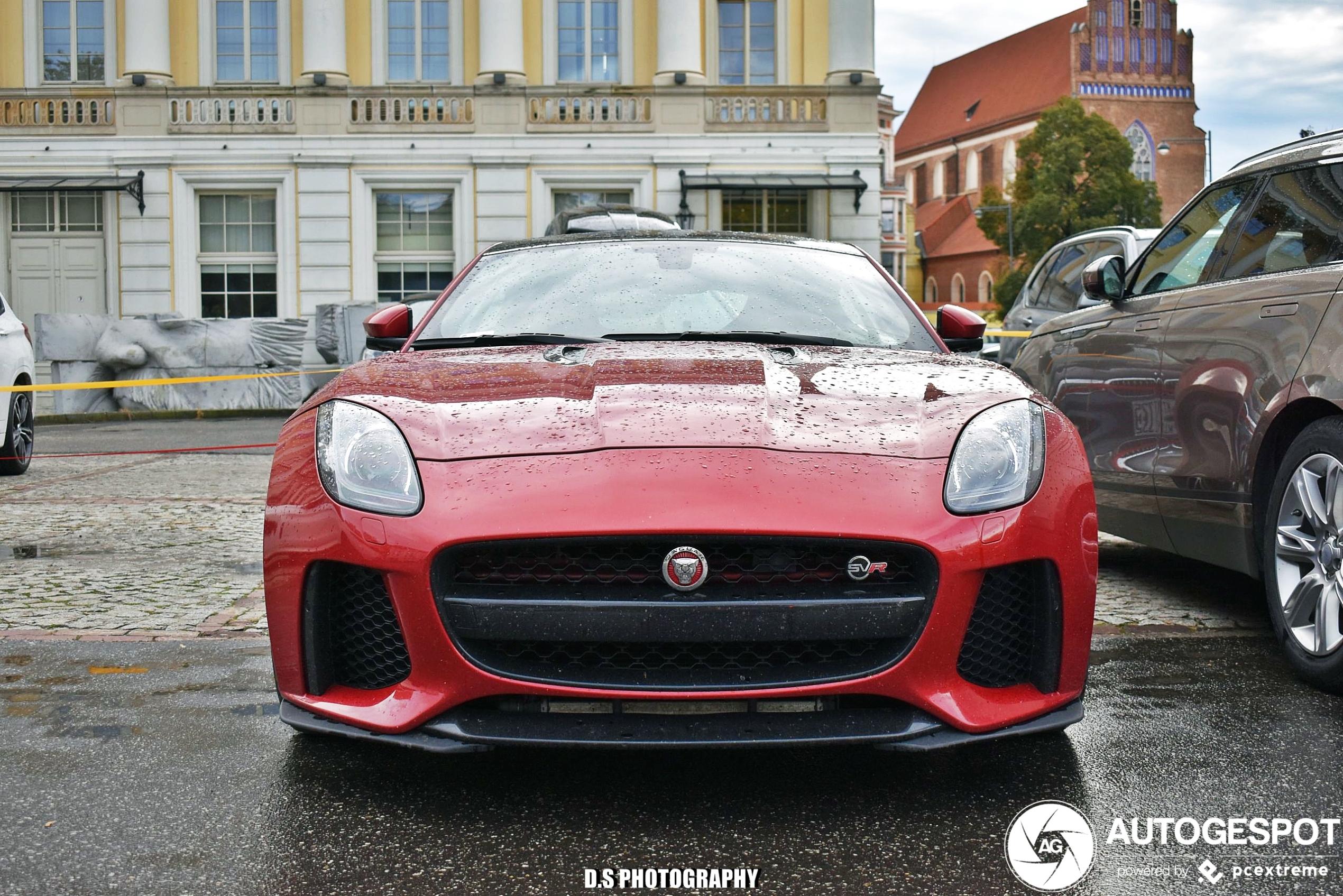 Jaguar F-TYPE R Coupé