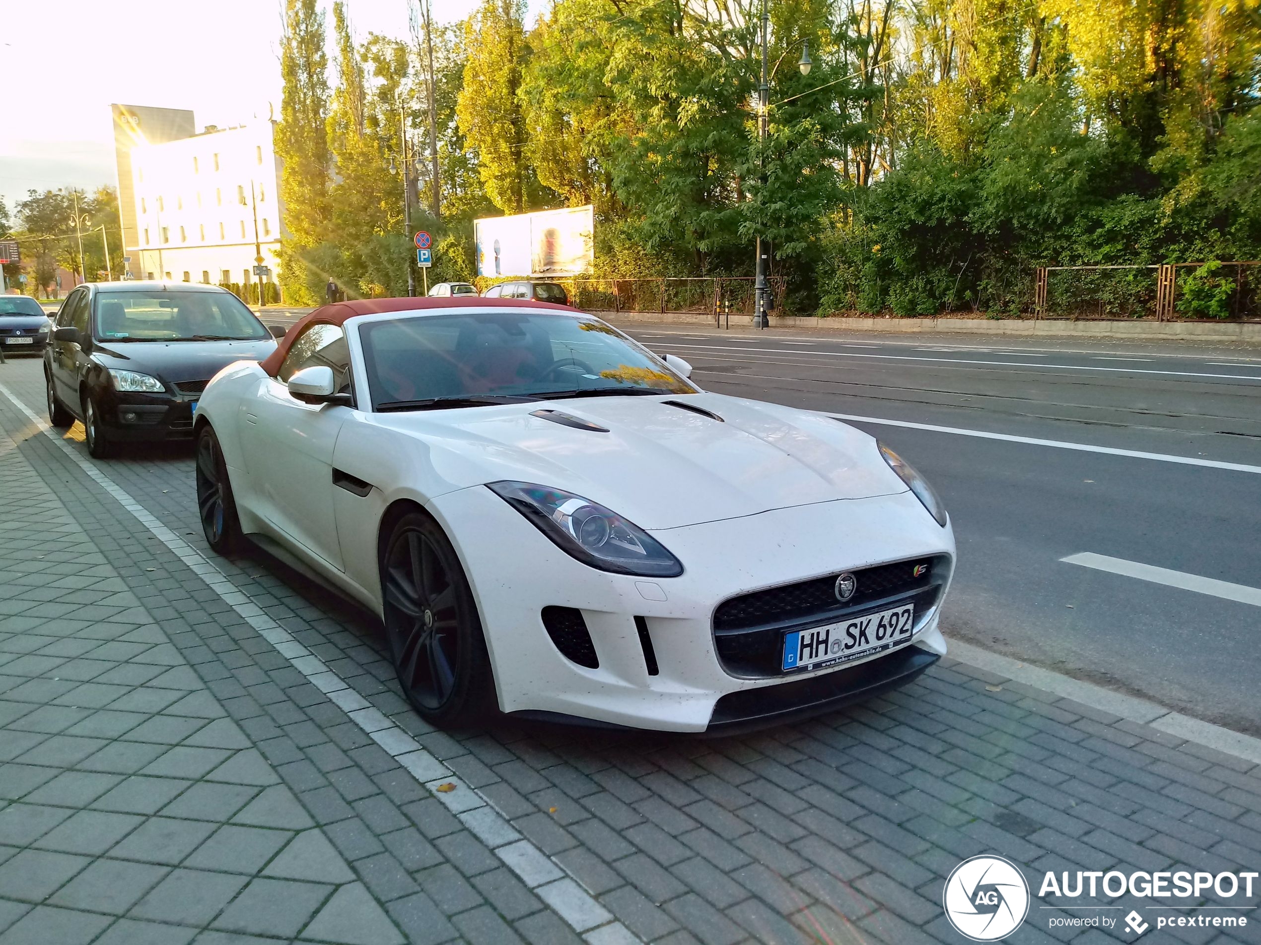 Jaguar F-TYPE S V8 Convertible