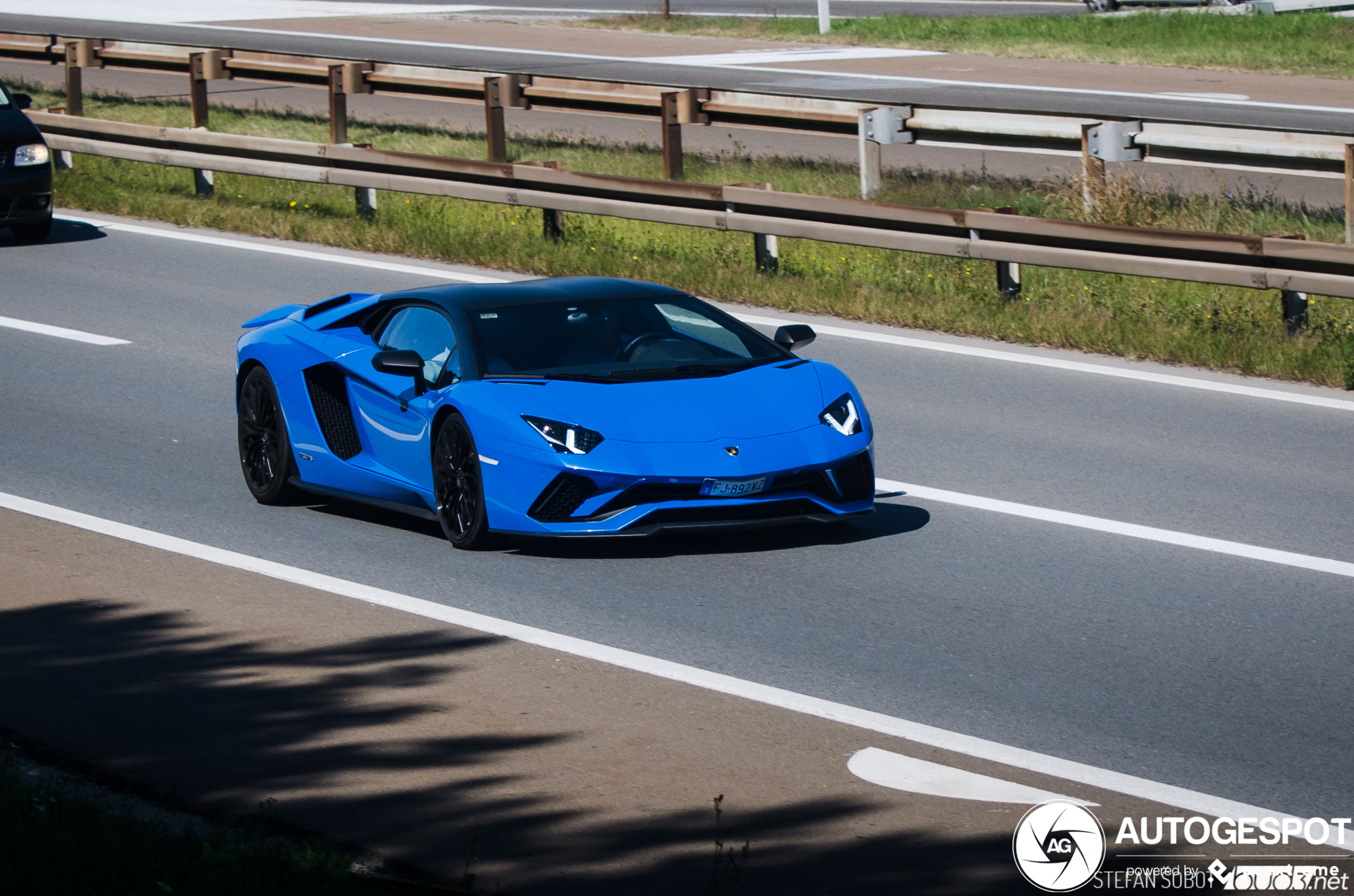 Lamborghini Aventador S LP740-4